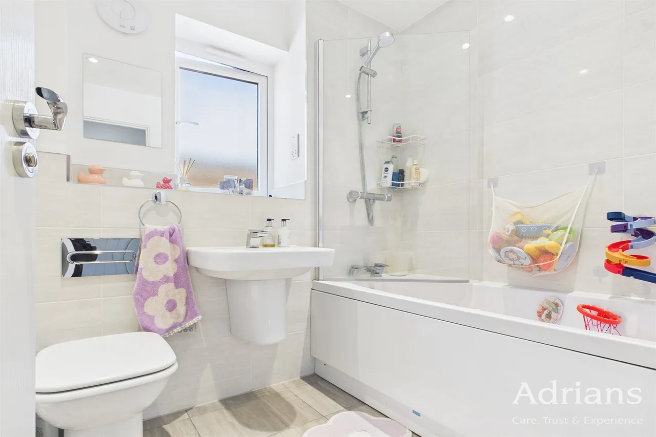 Cutts Close, Hatfield Peverel, CM3, photo 20