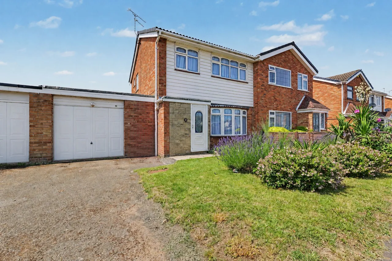 3 bed house for sale — Garth Crescent, Binley, CV3