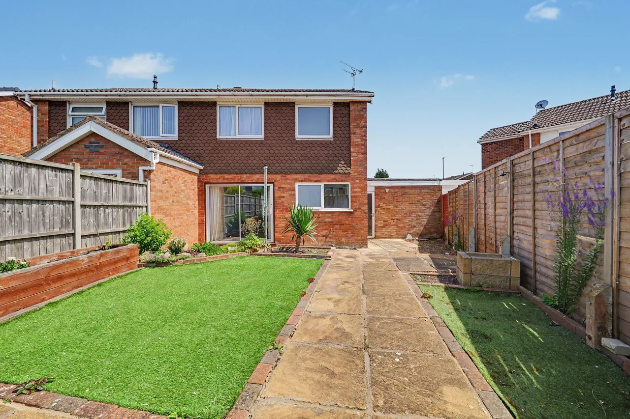 Garth Crescent, Binley, CV3, photo 17