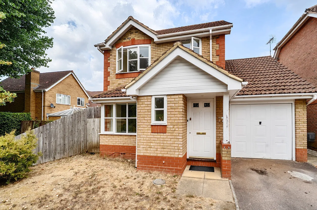 Sycamore Road, Farnborough, Hampshire, GU14 6PH, photo 21
