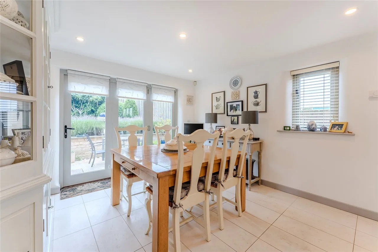 St. Andrews Lane, Titchmarsh, NN14, photo 5