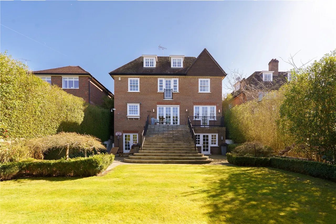 Church Mount, Hampstead Garden Suburb, London, N2 0RP, photo 4