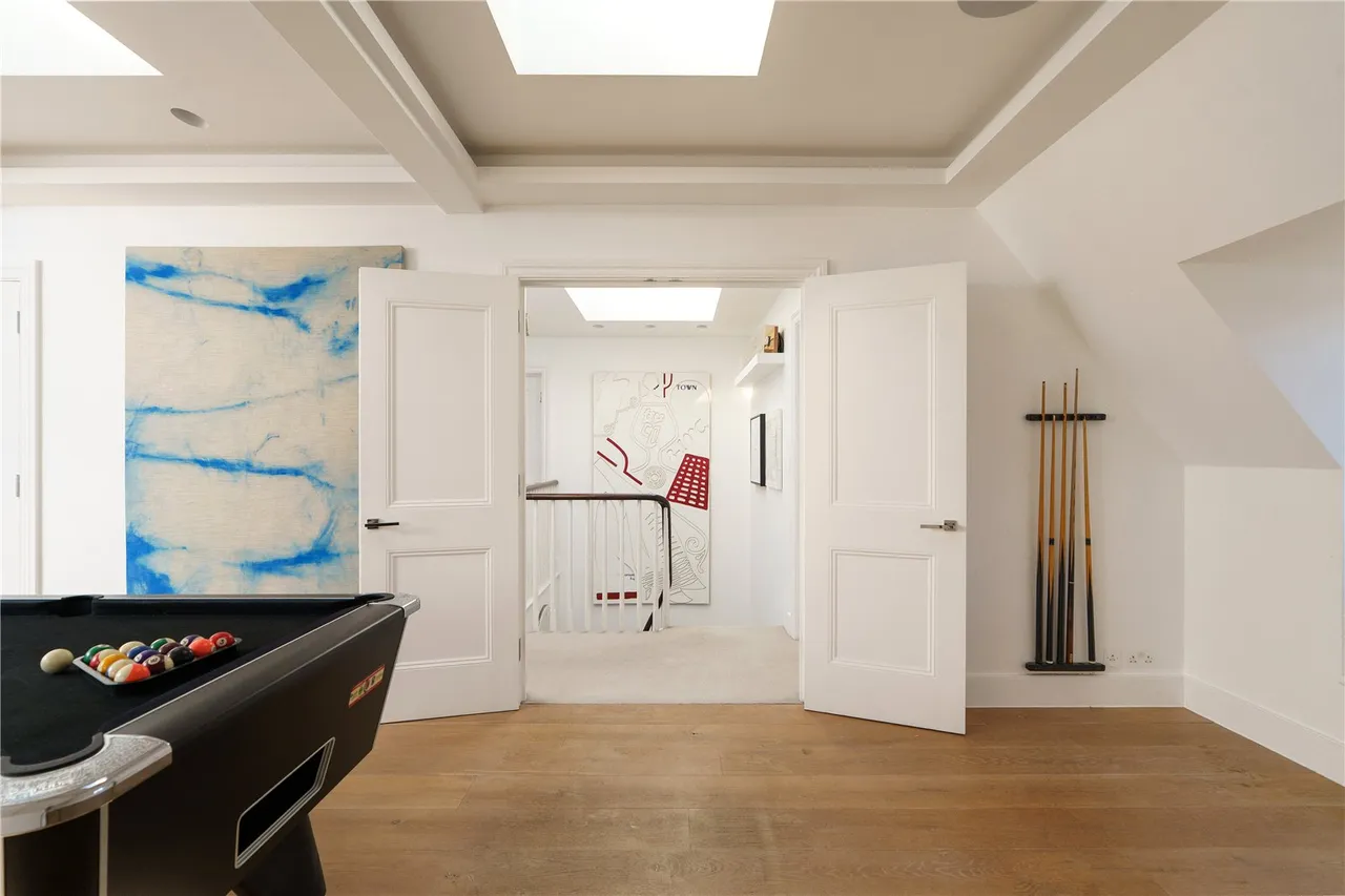 Church Mount, Hampstead Garden Suburb, London, N2 0RP, photo 19