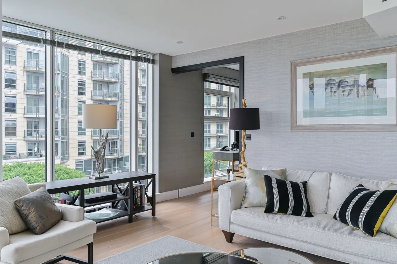 84 Commodore House, Battersea Reach, Juniper Drive, London, photo 6