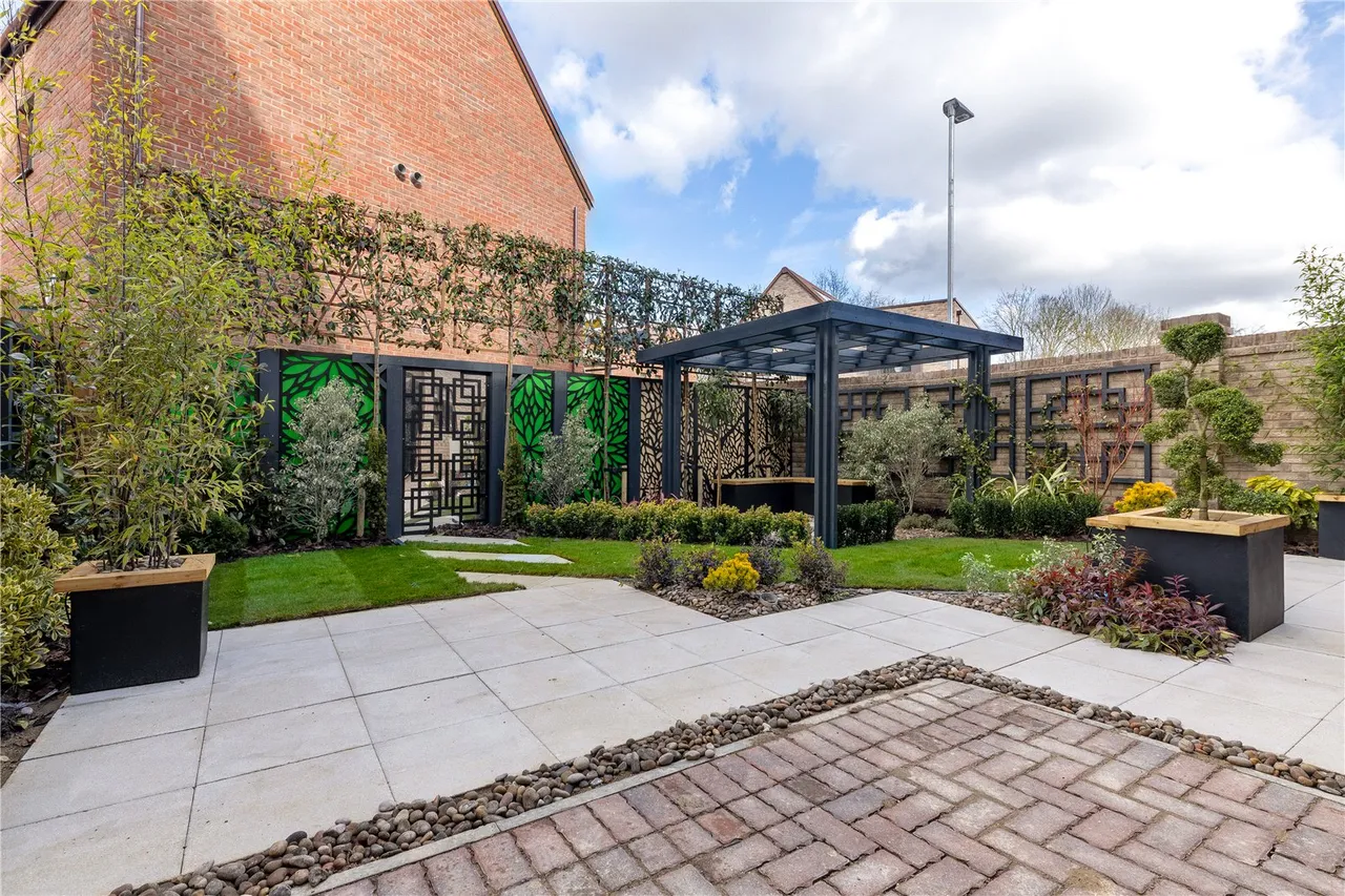 Franklin Gardens, Cambridge, CB3, photo 14