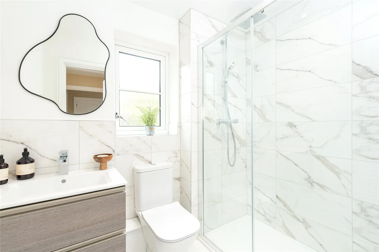 Ickwell Road, Upper Caldecote, SG18, photo 9