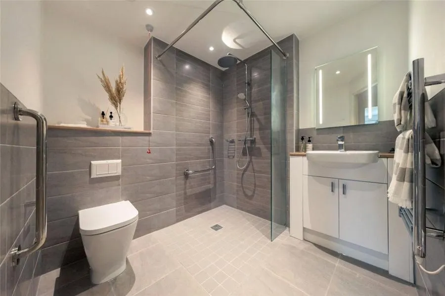 Albert Court, Henley-On-Thames, RG9, photo 11
