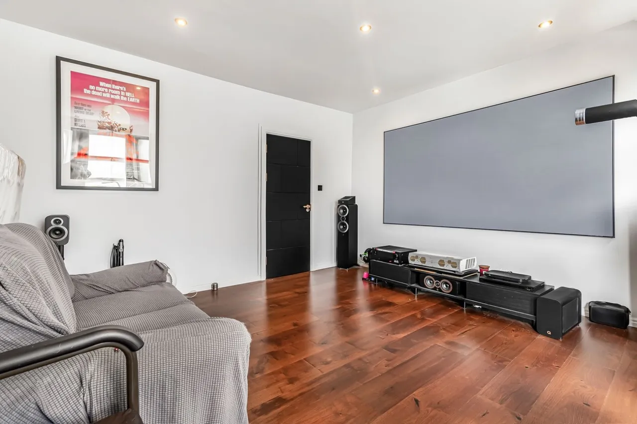 Nelson Road, Crouch End, N8, photo 25