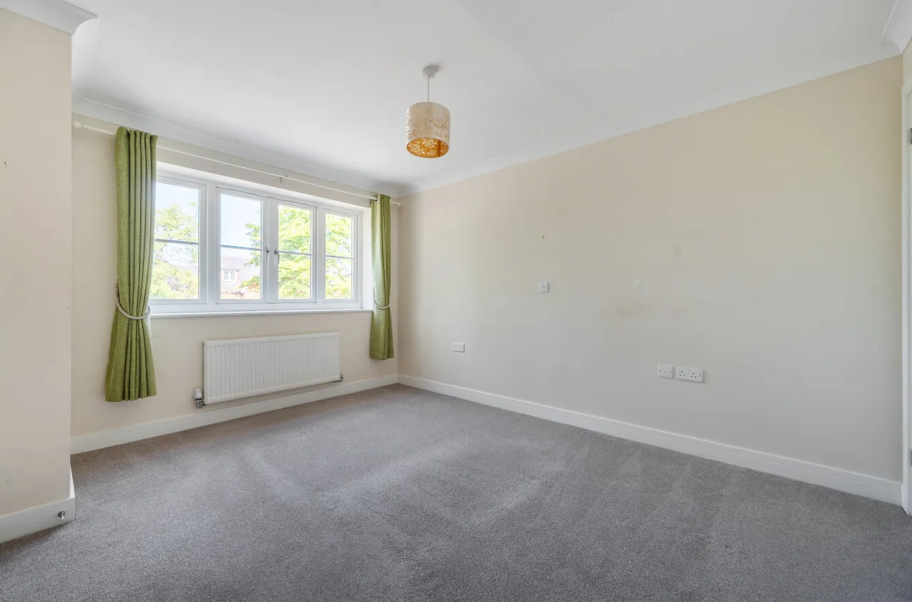 Finchampstead Road, Wokingham, Berkshire, RG41 2NU, photo 12