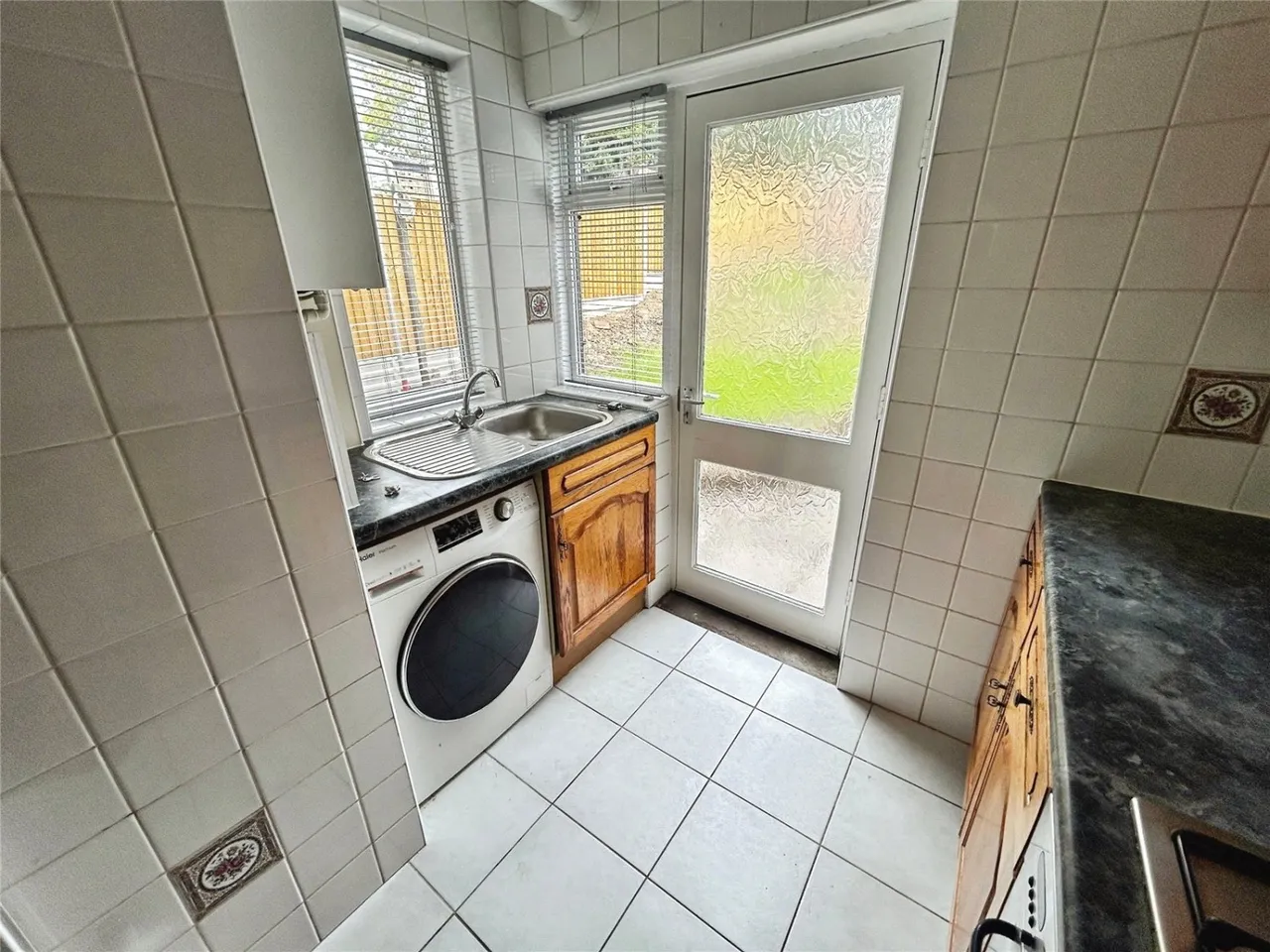 Queen Isabels Avenue, Cheylesmore, CV3, photo 5