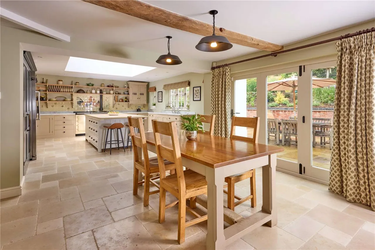 Birdingbury, Rugby, Warwickshire, CV23 8EW, photo 4