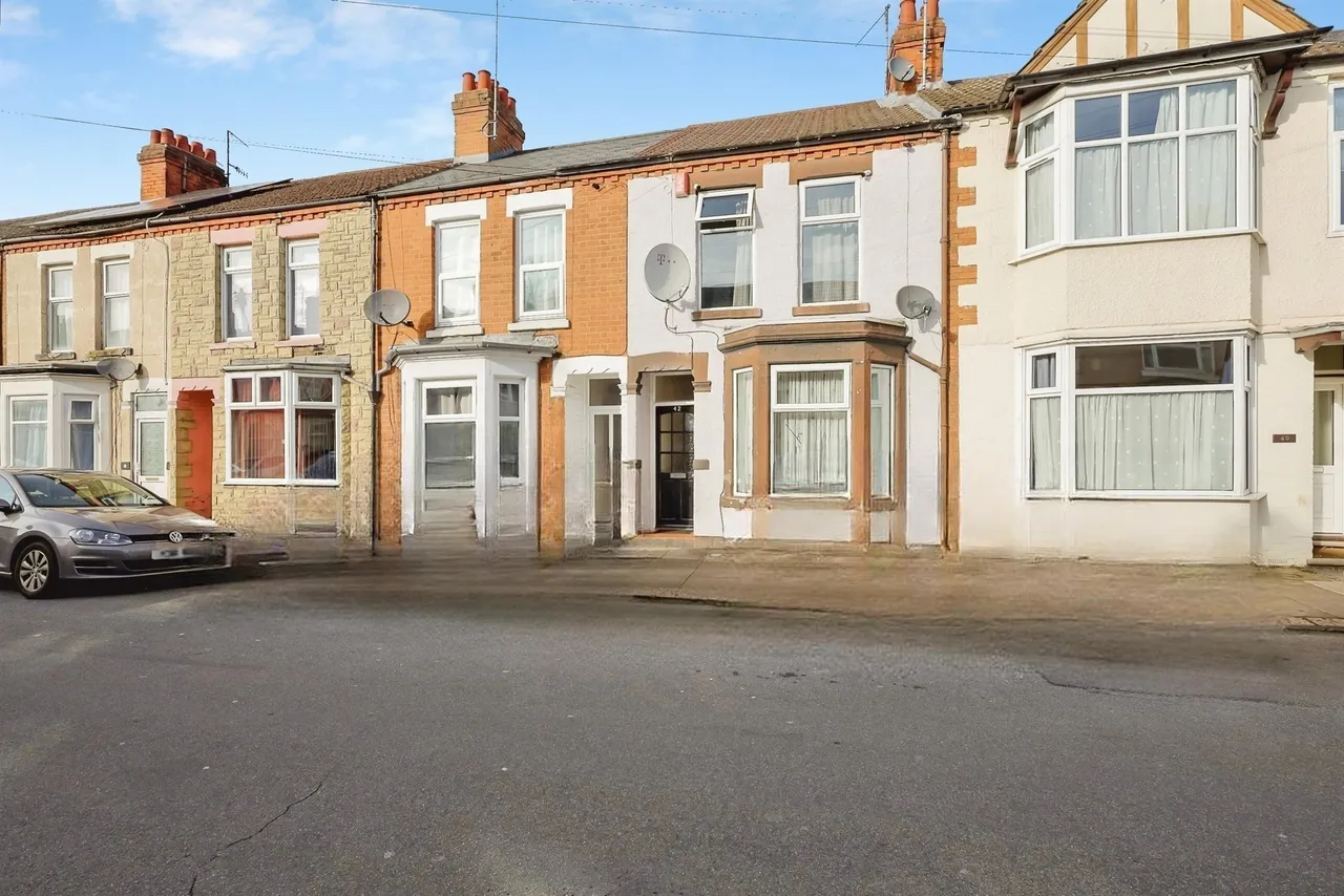 3 bed house for sale — Euston Road, Northampton