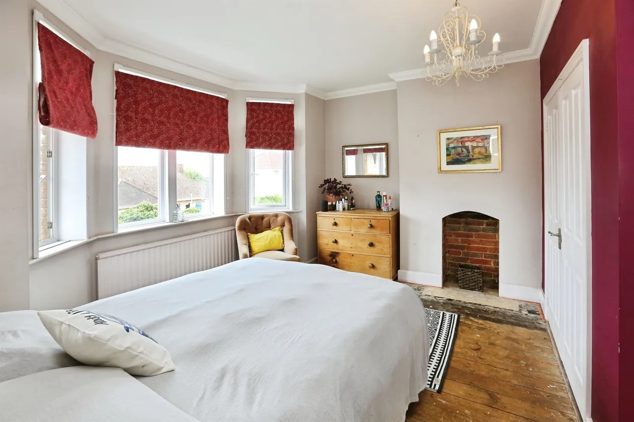 Raynes Road, Lee-On-The-Solent, photo 6