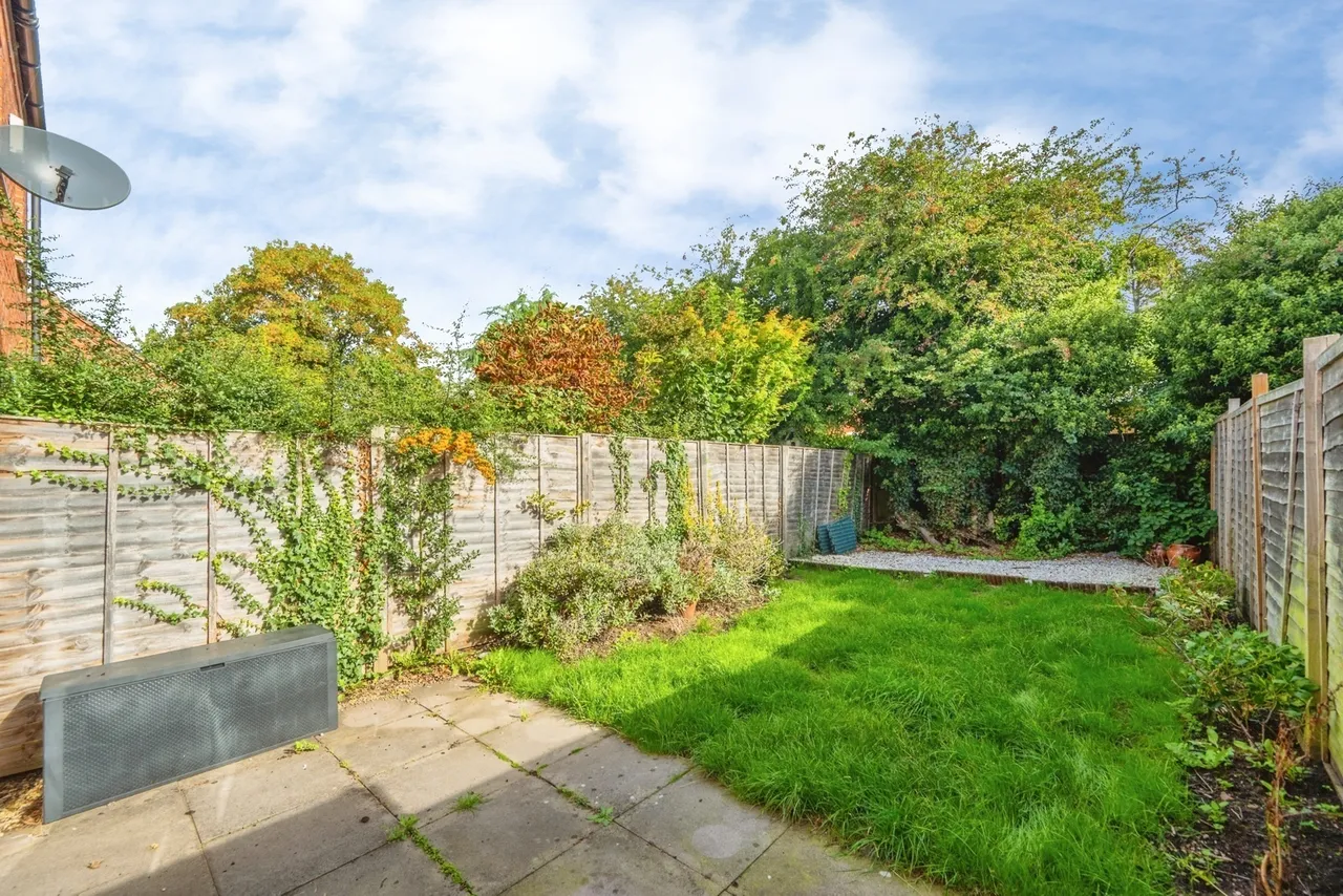 Sandfield Meadow, Lichfield, WS13, photo 21