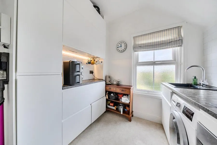 Pound Street, Newbury, RG14, photo 8