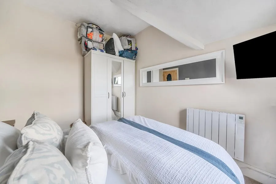 Pound Street, Newbury, RG14, photo 12