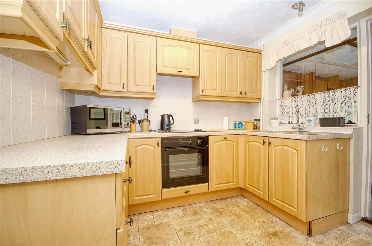 Granada Road, Hedge End, Southampton, SO30 4AL, photo 3