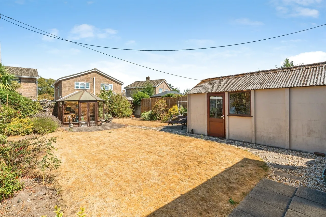 Salisbury Road, Totton, Southampton, photo 7