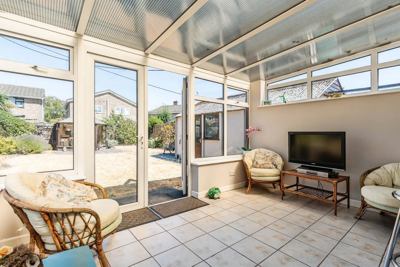 Salisbury Road, Totton, Southampton, photo 6