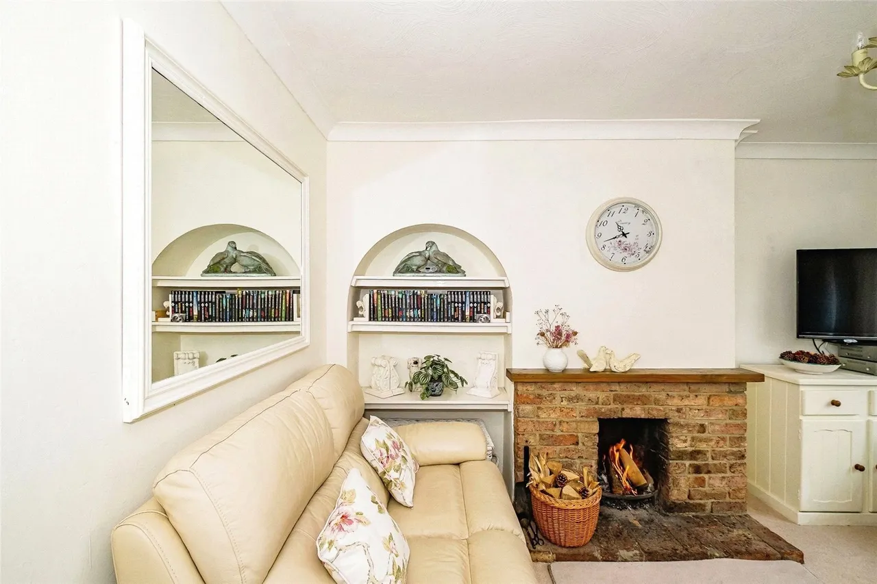 Breach Close, Steyning, BN44, photo 14