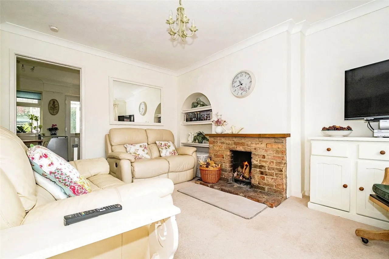 Breach Close, Steyning, BN44, photo 5