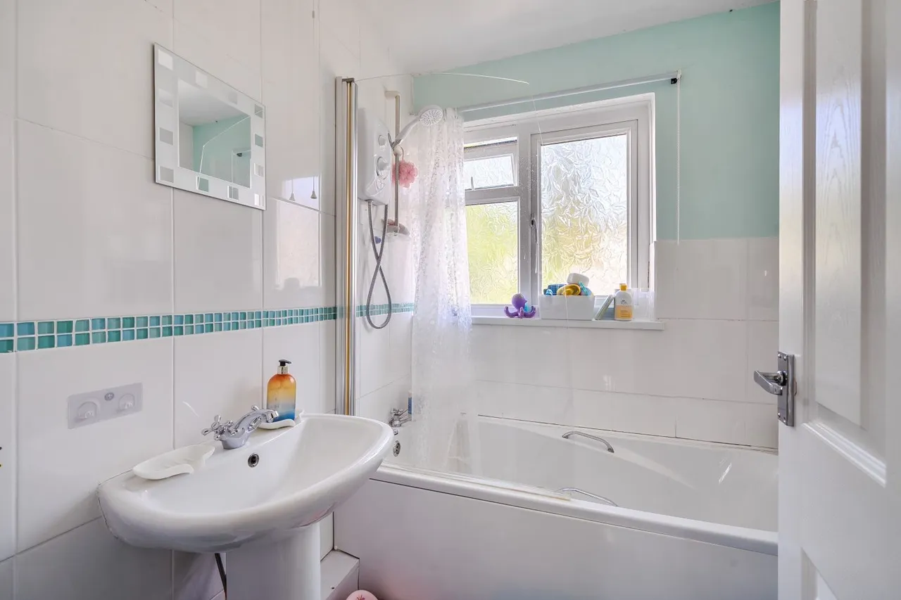Appletree Close, Barnstaple, EX32, photo 12