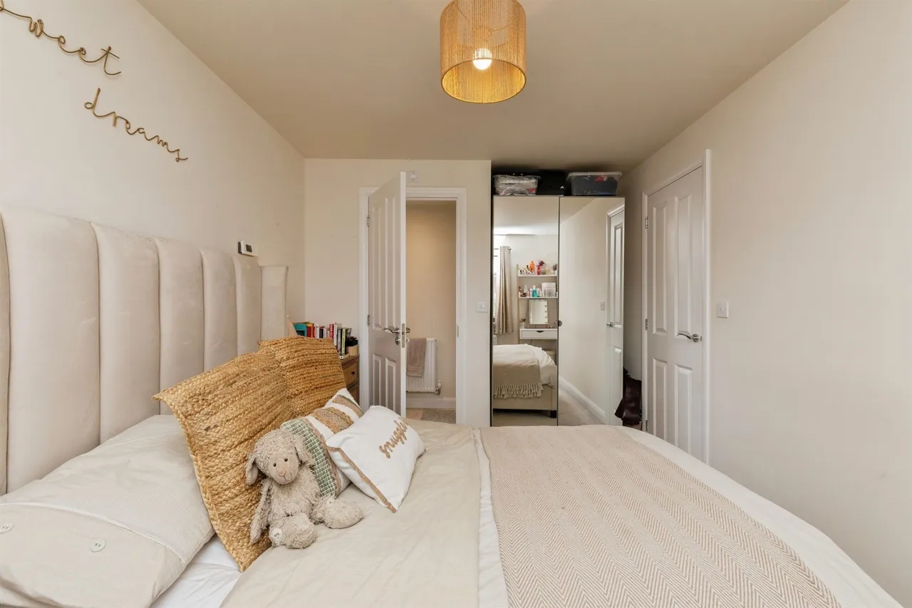 Crocus Road, Emersons Green, Bristol, photo 12