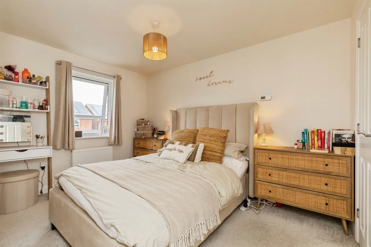 Crocus Road, Emersons Green, Bristol, photo 11