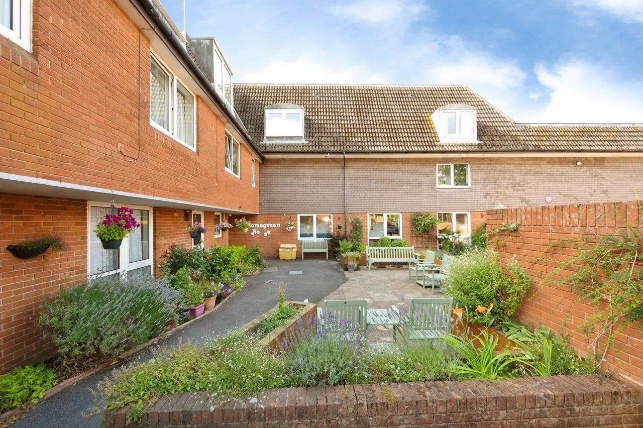 1 bed retirement property for sale, Wey Hill, Haslemere, GU27