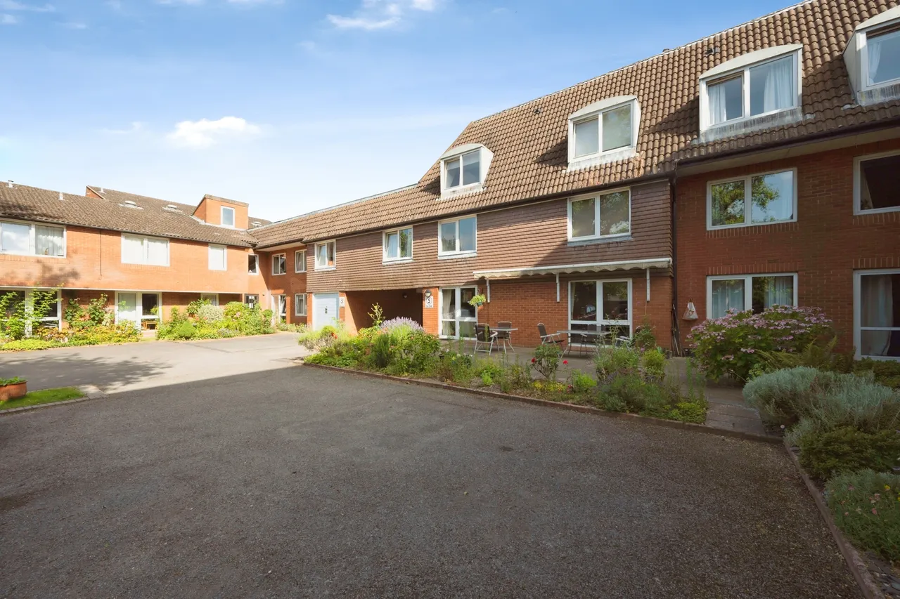 Wey Hill, Haslemere, GU27, photo 12