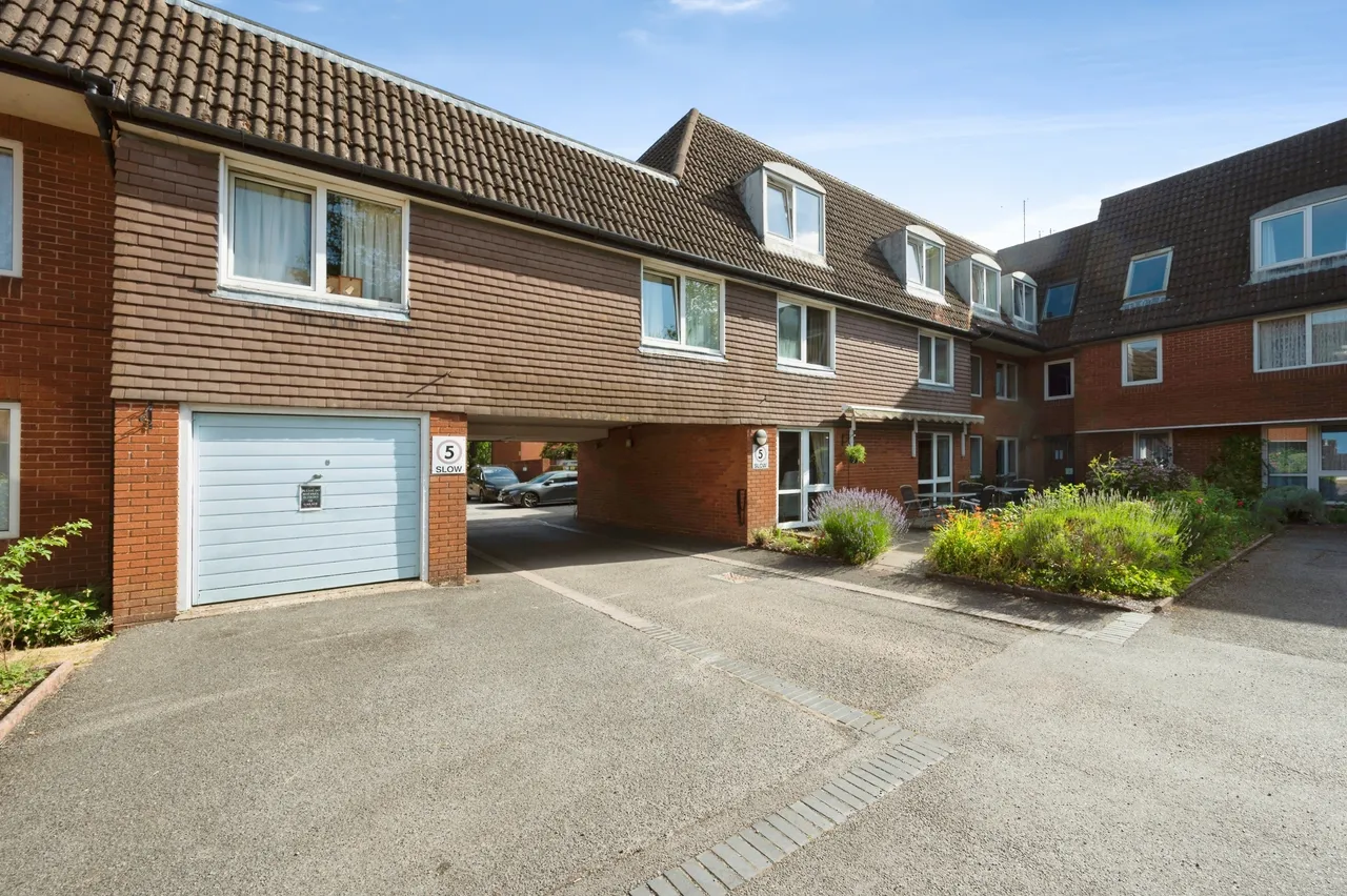 Wey Hill, Haslemere, GU27, photo 11