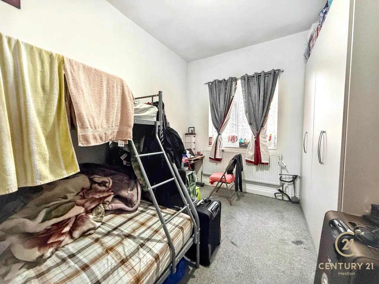 Pears Road, Hounslow, TW3, photo 9