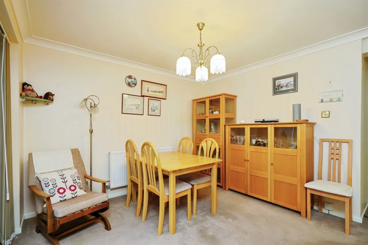 Balmoral Road, Didcot, photo 7
