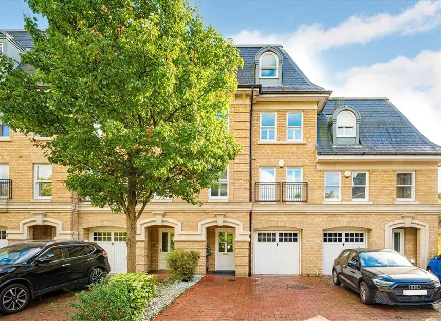 4 bed house to rent — Langdon Park, Teddington, TW11