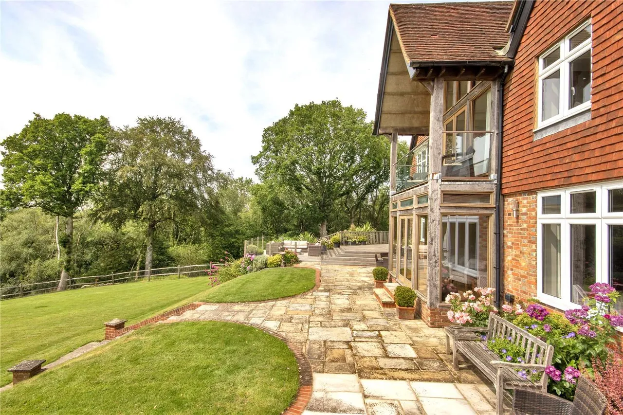 Stonehurst Lane, Five Ashes, TN20, photo 10
