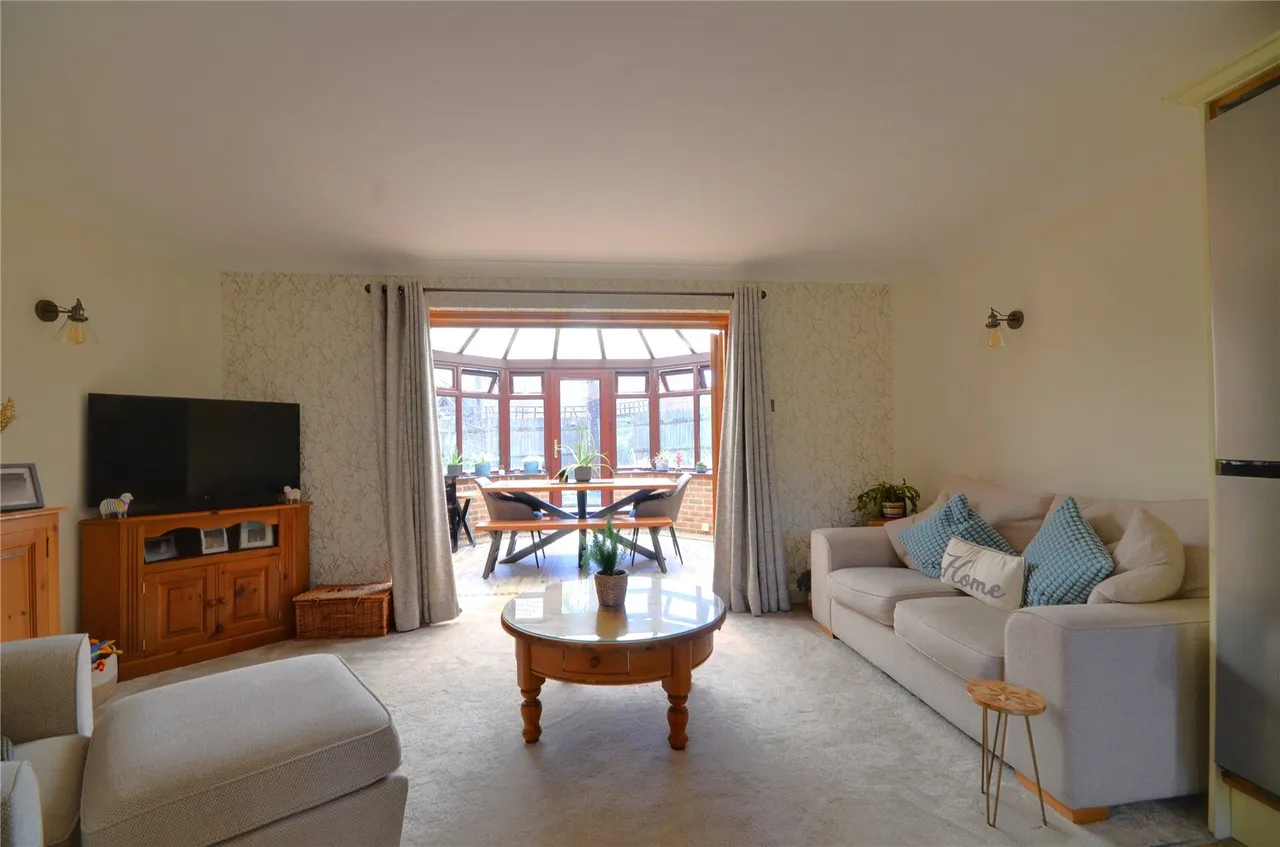 Tanners Mead, Edenbridge, TN8, photo 2