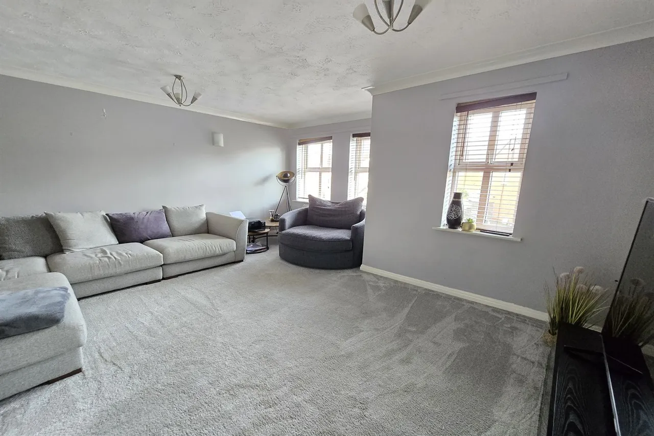Alberbury Avenue, Altrincham, photo 3