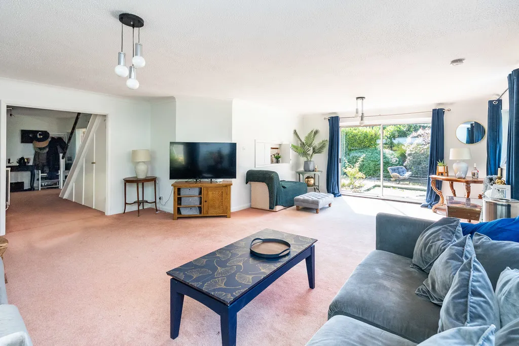 Chichester Road, Dorking, RH4, photo 2