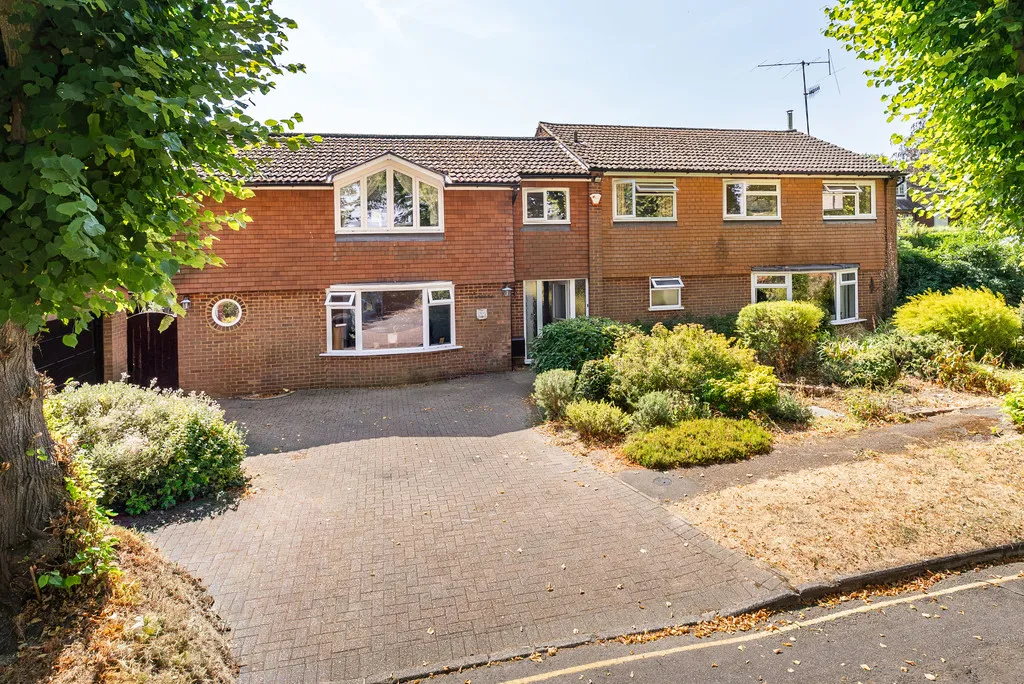 5 bed house for sale, Chichester Road, Dorking, RH4