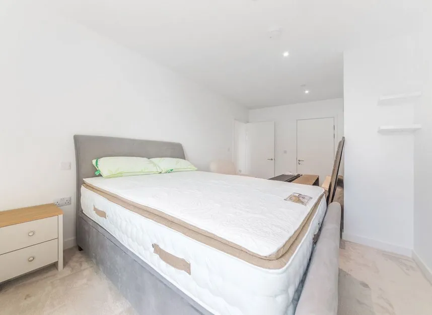 Carrick House, Royal Wharf, E16, photo 5