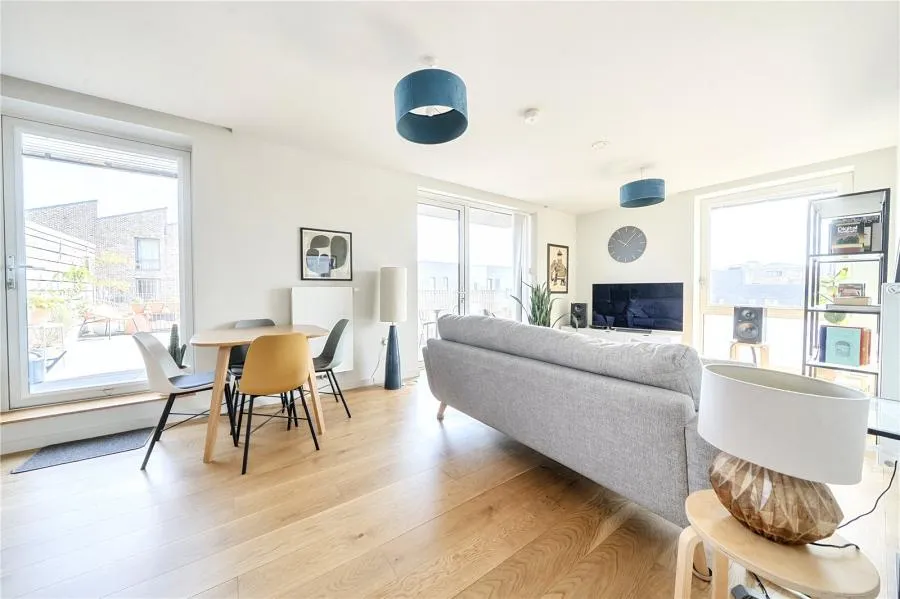 Boaters Avenue, Brentford, TW8, photo 5