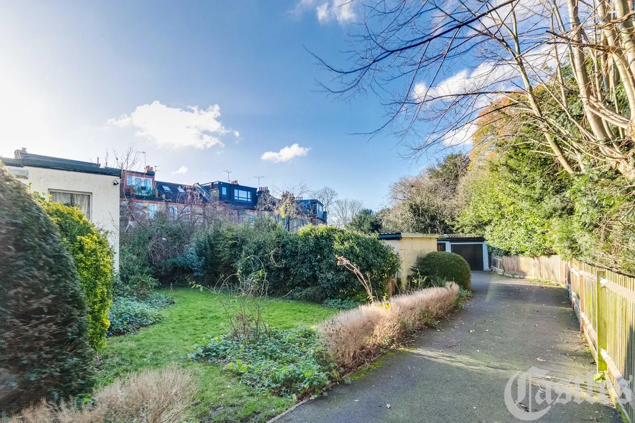Middle Lane, N8, photo 12