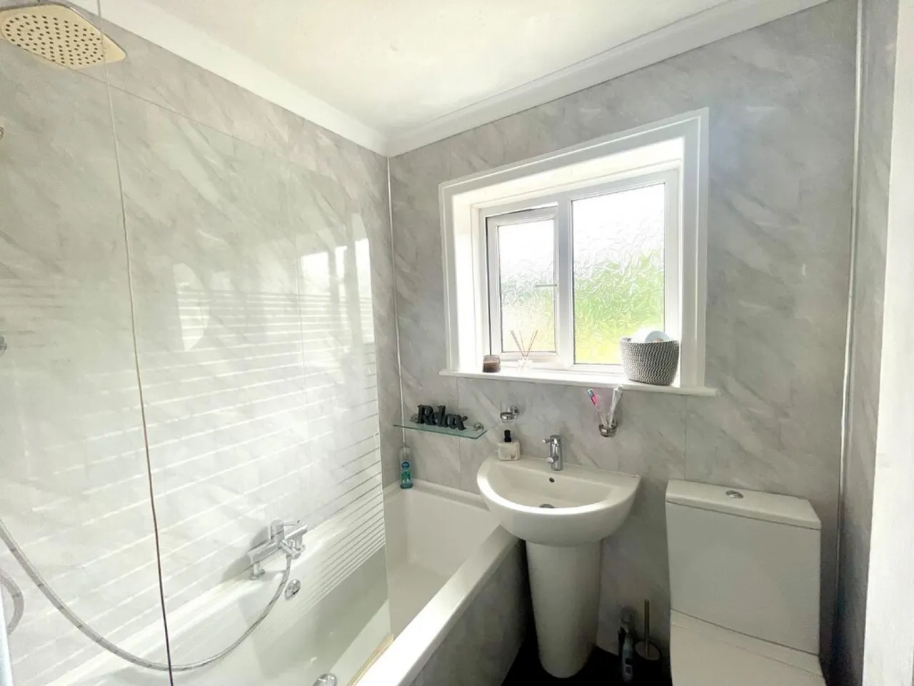 Luton Street, Cowlersley, HD4, photo 6