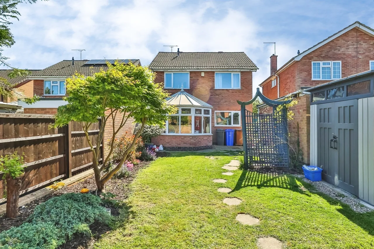 The Crescent, Stanley Common, DE7, photo 28