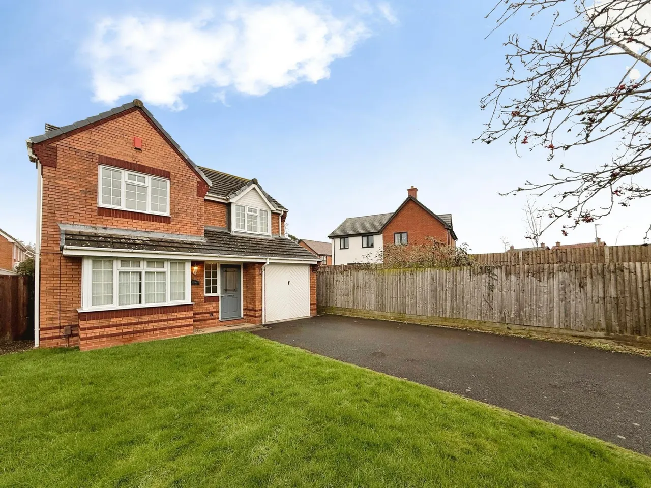 4 bed house for sale, Chiswick Court, Muxton, TF2