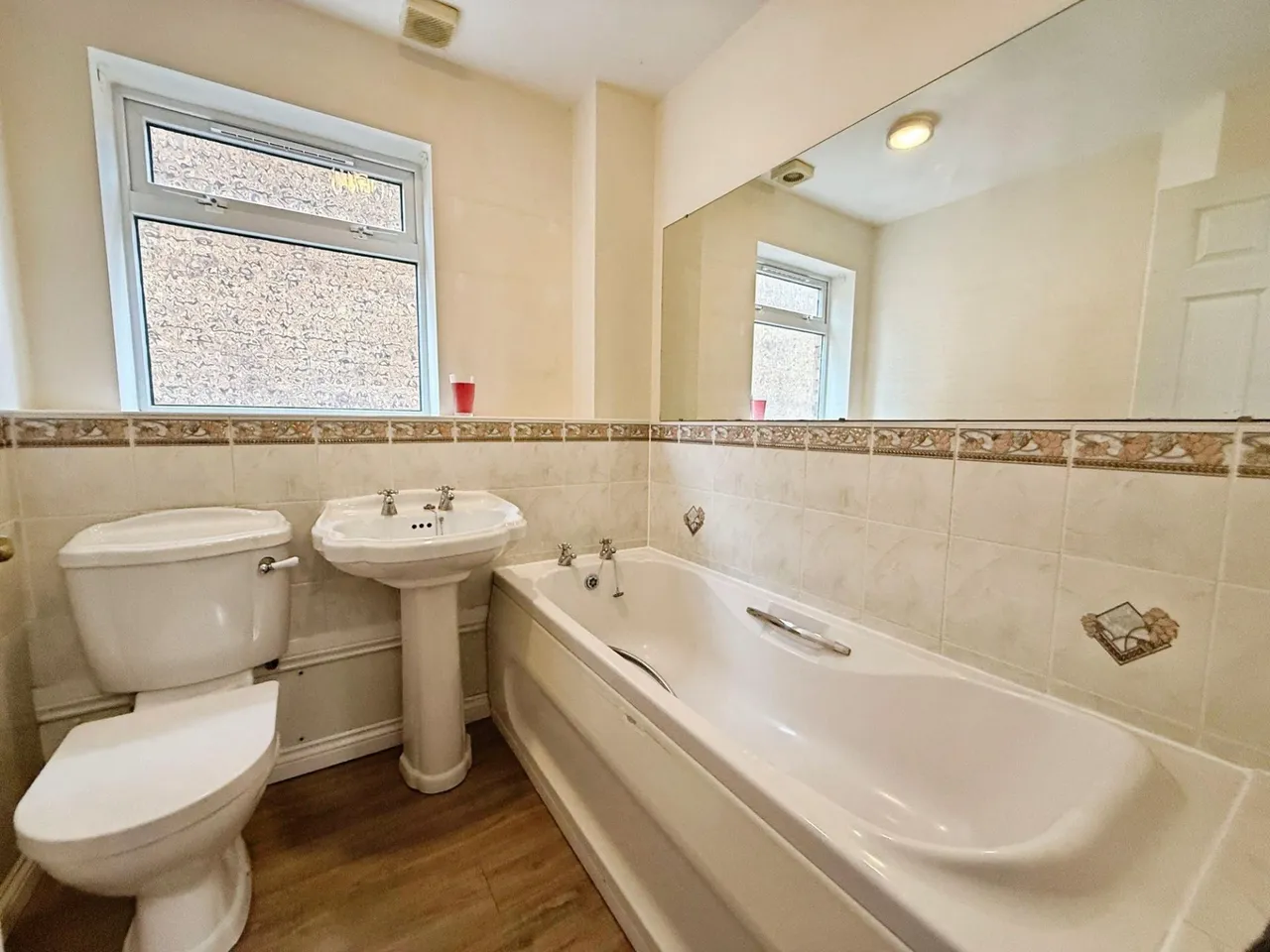 Chiswick Court, Muxton, TF2, photo 18