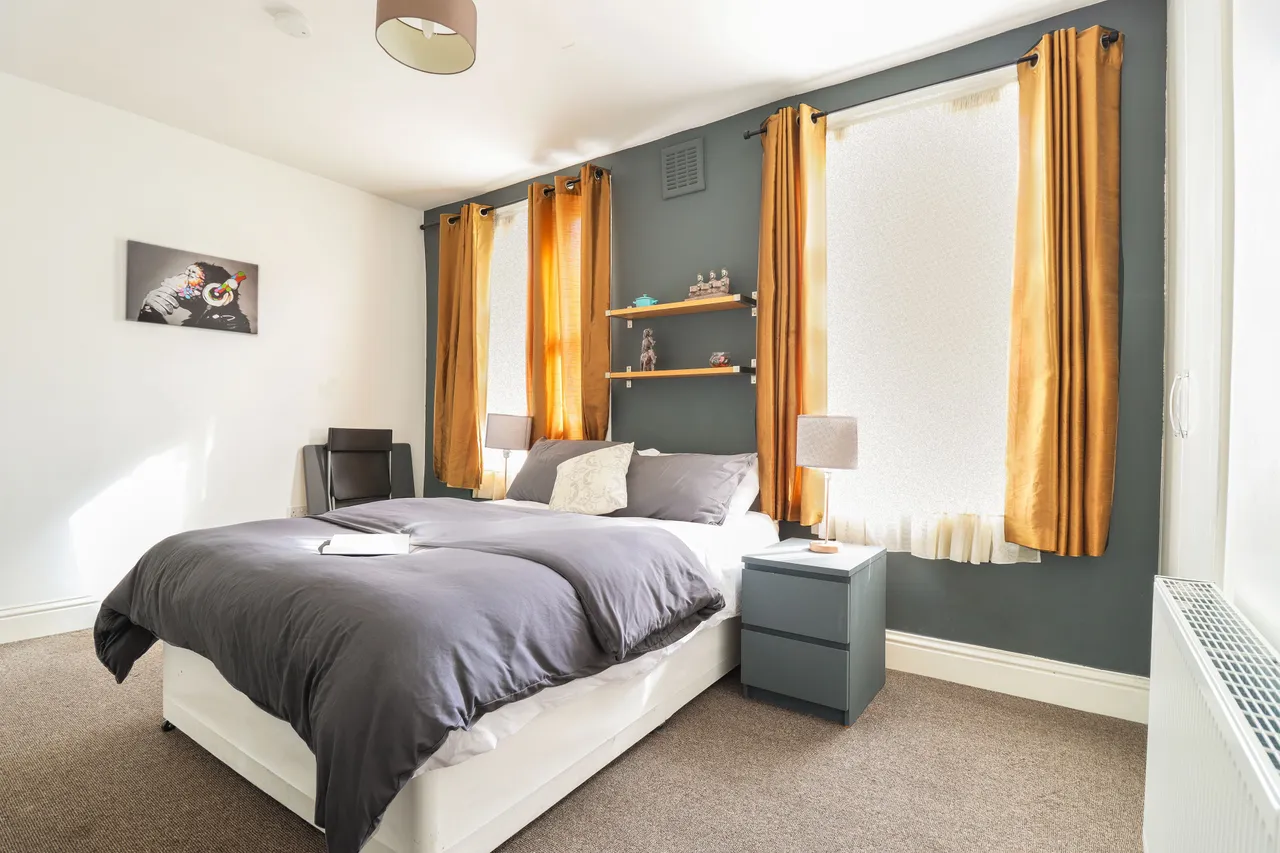 111 Lynton Road, London, photo 11