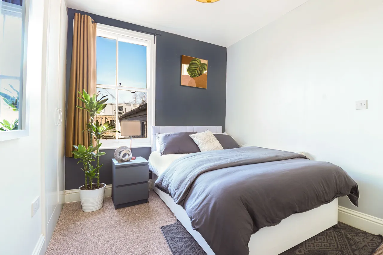 111 Lynton Road, London, photo 8