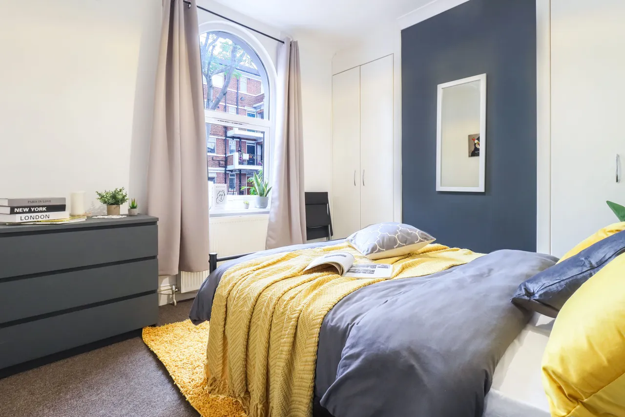 111 Lynton Road, London, photo 4
