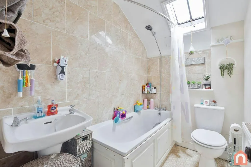 Top Floor Flat, Victoria Park, CT16, photo 7